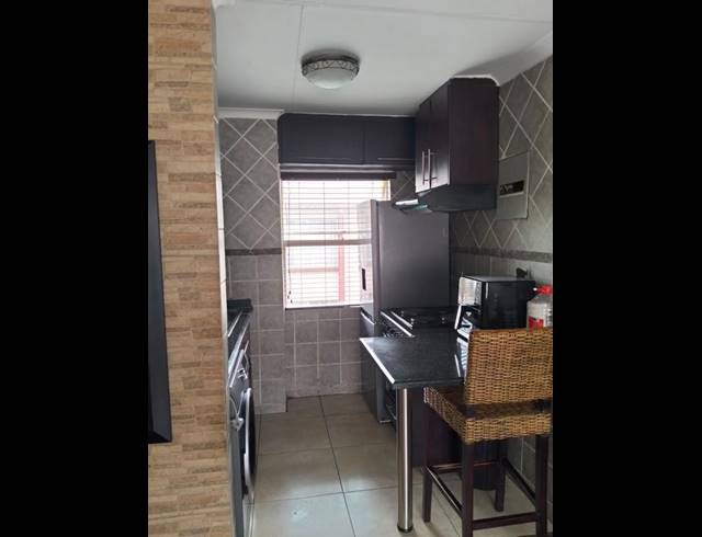 2 BEDROOM TOWNHOUSE FOR SALE IN NORKEM PARK